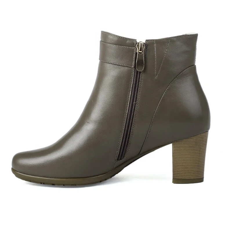 Compra online botas Mou y sneakers para mujer. Envíos gratuitos en 24h