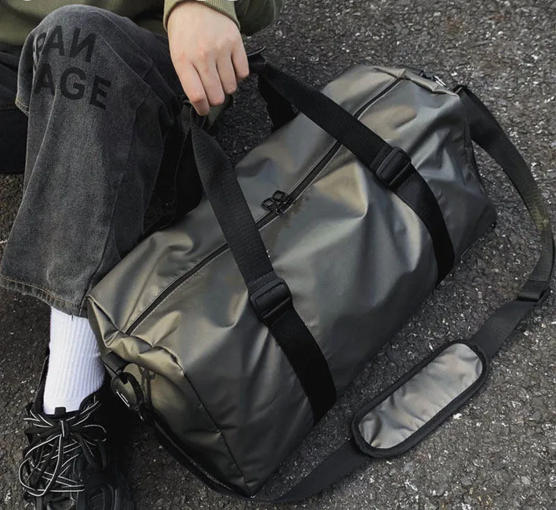 Custom Duffle Bags No Minimum for Girls Fashion Travel Duffle Bag with Shoe Compartment Holographic Duffle Bag Gym