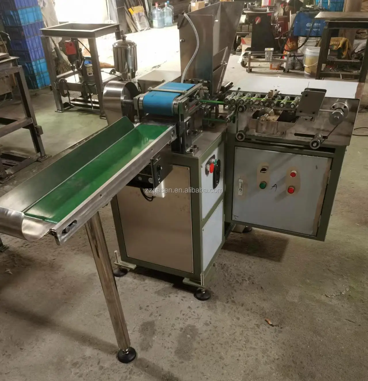 Oil Pastel Label Gluing Sealing Machine Crayon Labeling Machine Color Oil Pencil Wrapping Machine