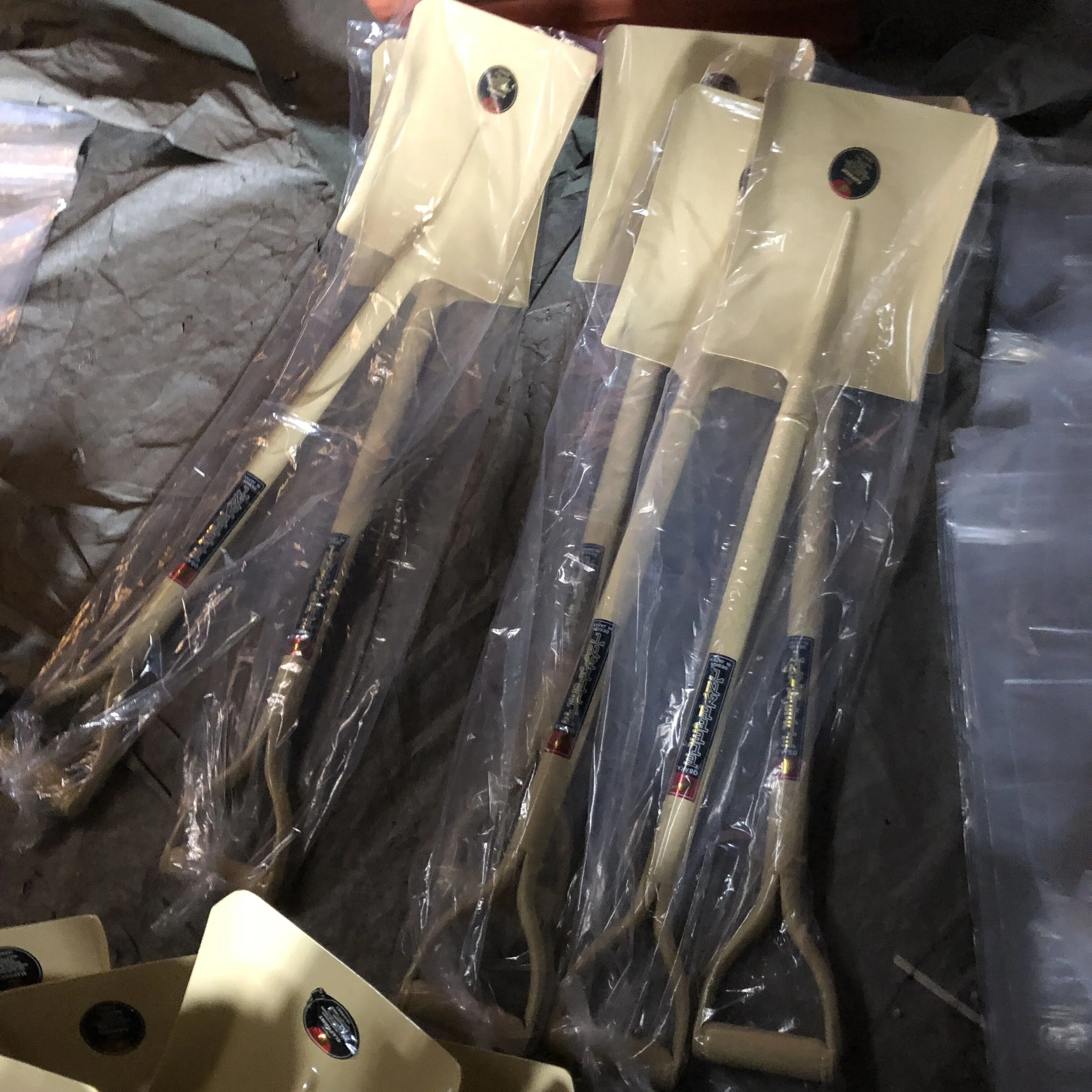 South Africa Nigeria Ghana Market Ice Cream Mix Grey Stone Colour Elephant Brand Japanese Type Steel Spade with Handle