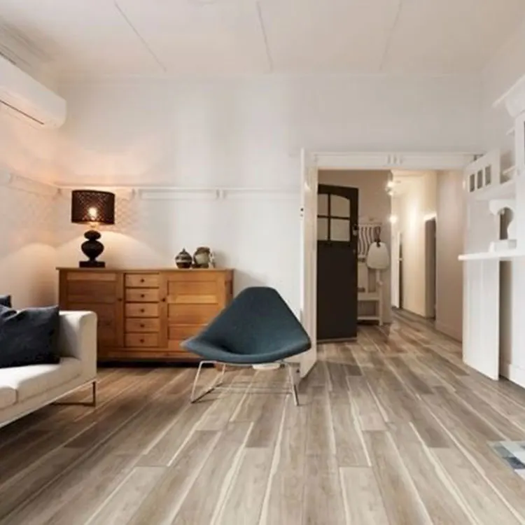 Waterproof 8mm Plastic Vinyl Plank Flooring Click Lock Lvt Spc Flooring Luxury Vinyl Flooring for Indoor