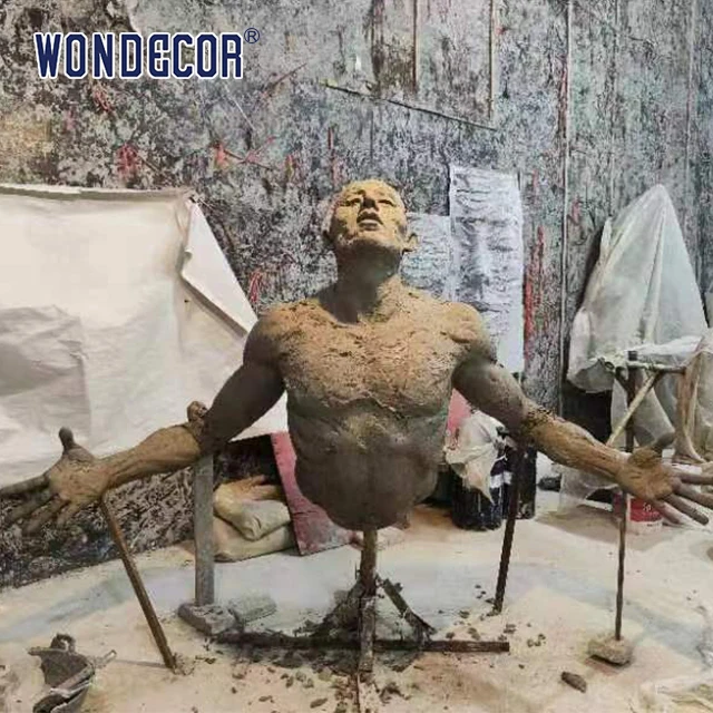 Wondecor Popular Design Modern 3d Man Metal Wall Bronze Sculpture