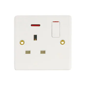 Hot Selling Classic BS Standard Bakelite Electric 250V White Switch and Socket Durable 13A Socket Outlet Safety With Neon