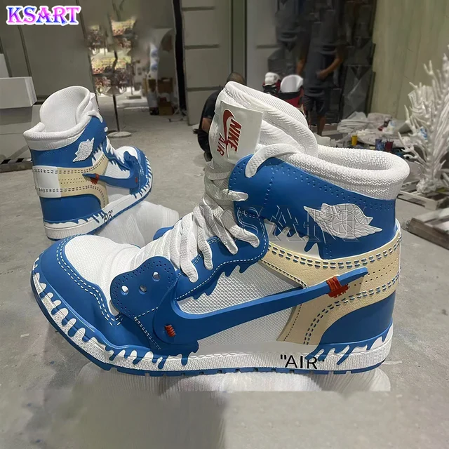 Custom super cool fiberglass sneakers sculpture leisure graffiti sneakers mall window display of resin crafts