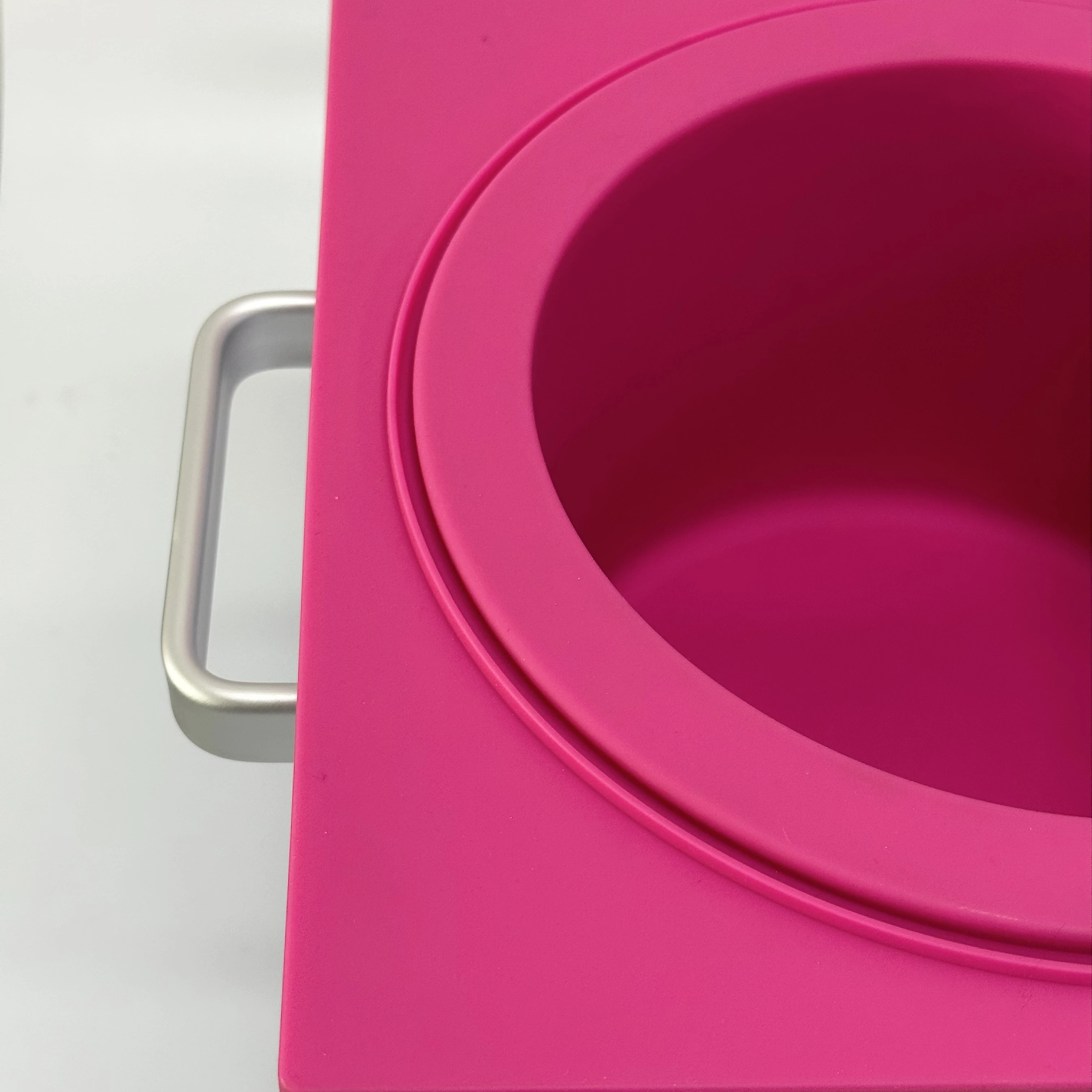 Chase Wax  Customized Logo Silicone Wax Pot Inner Liner for 5LB Hair Removal Wax Heater