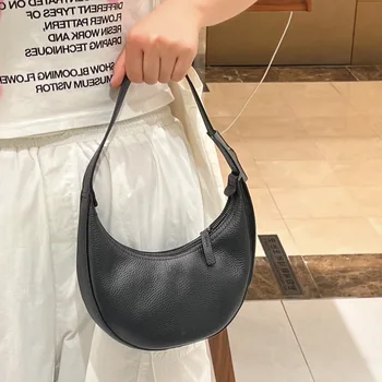 23 new French crescent bag, bamboo buckle, hobo underarm  genuine leather women's bag, solid color pea  one shoulder handbag