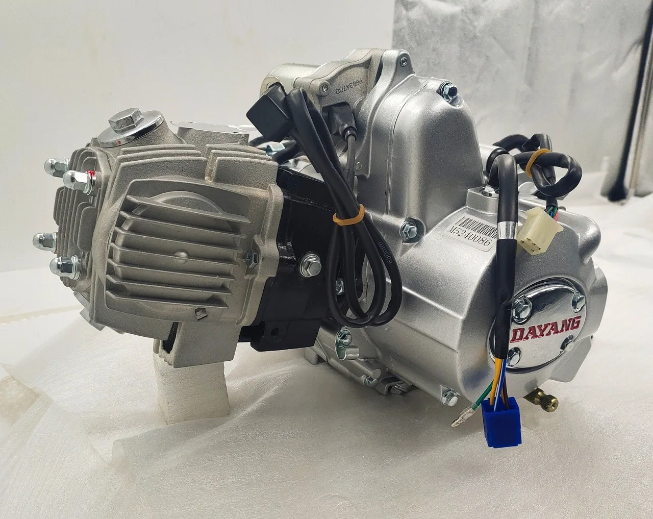 DAYANG 110CC エンジン - 4ストローク・空冷・CDI点火・電動・キック