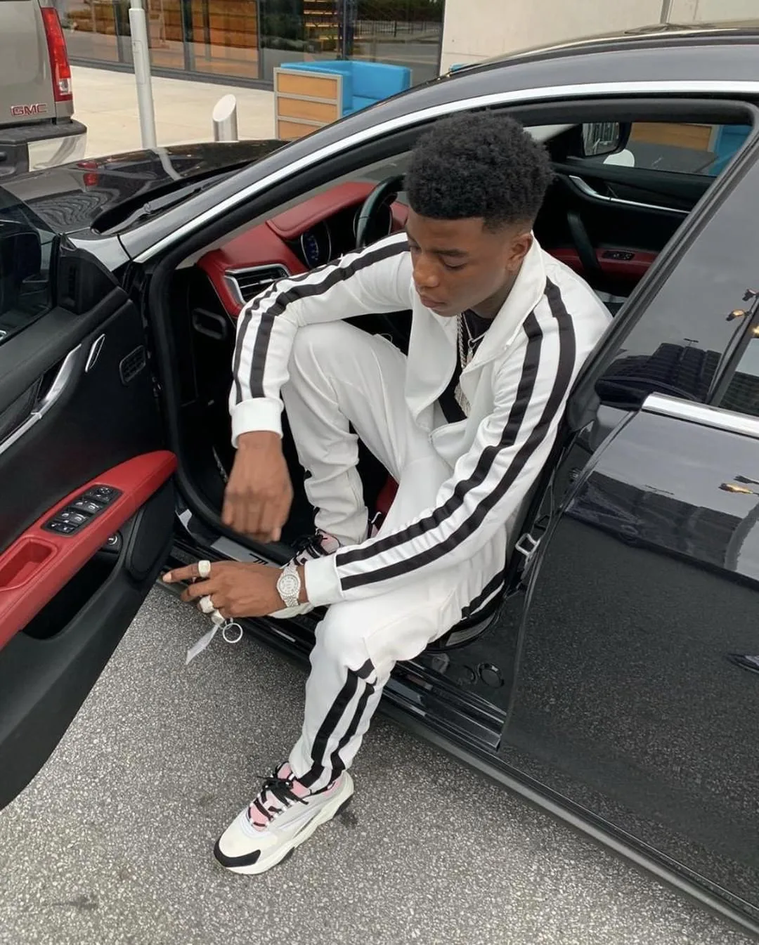 Mens Custom Sports Velour Tracksuit Set Solid Color Slimmed Gym Suit Plain Polyester Tracksuit