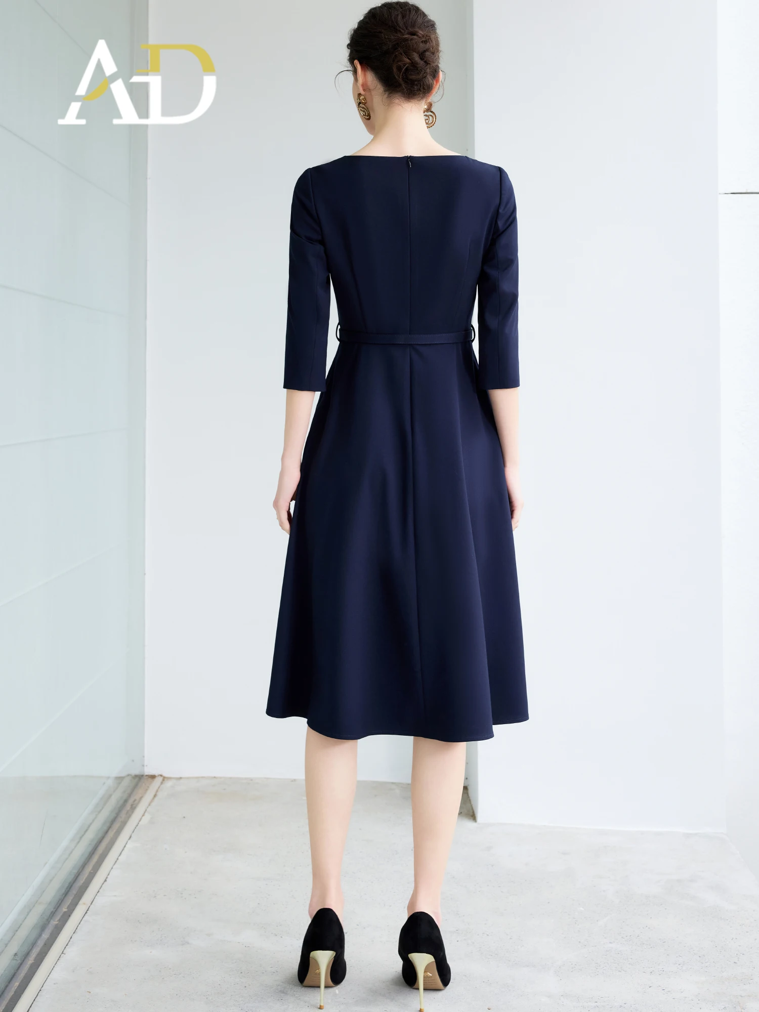long sleeve dresses formal Long Sleeves Black Satin Appliques A-line Long Evening Prom Dresses, O –  MarryLover