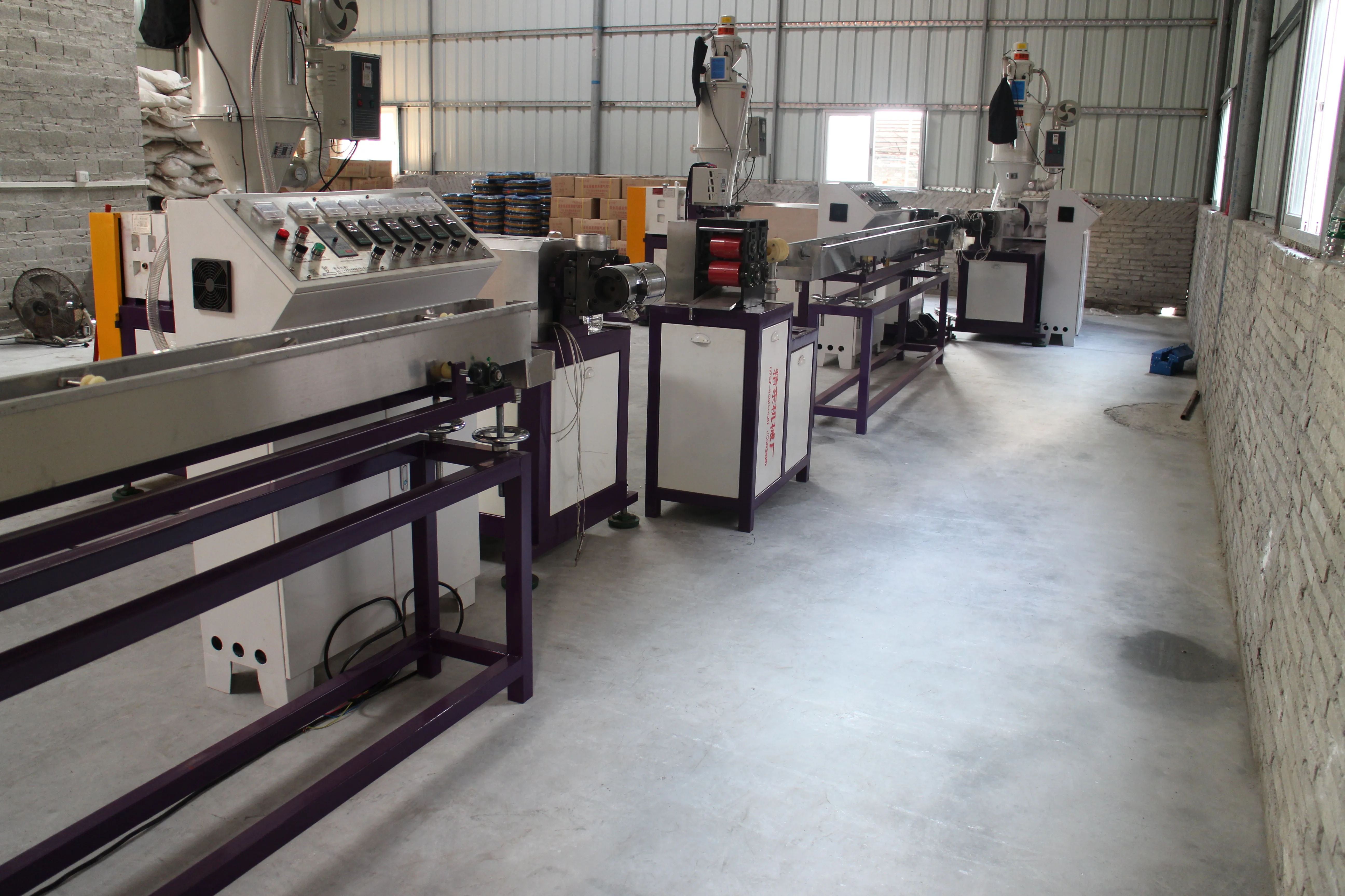 Multicolor Multilayer PVC Plastic Gas Tube Extruding Line PVC Pipe Making Machine PVC Hose Extruder