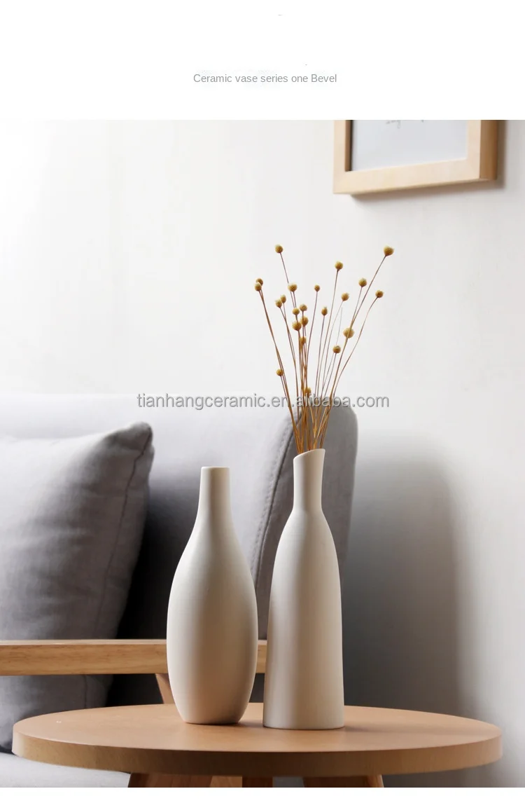 Unique design porcelain modern Dried flower accessories white ceramic vases for home decor hotel living room table top ornaments.jpg