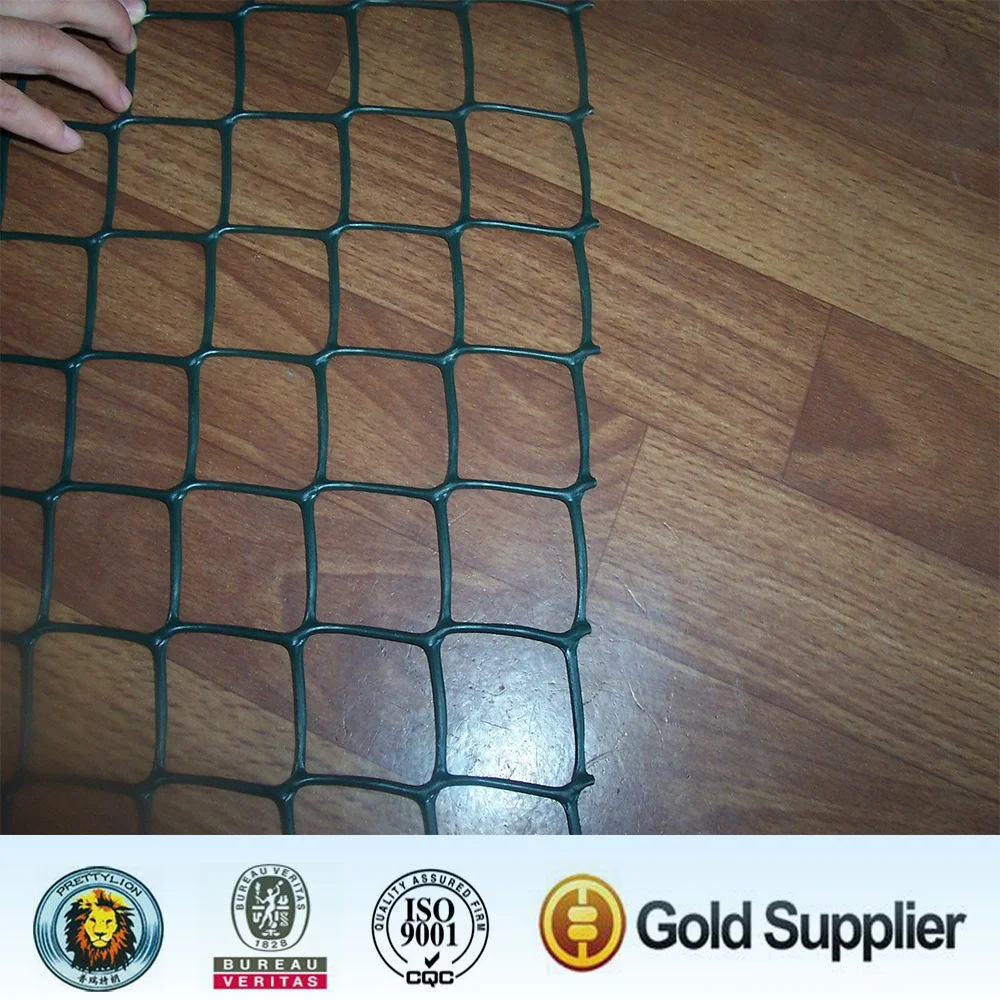 Extruded plastic netting
