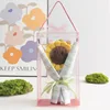 Bouquet di girasoli con faccina sorridente