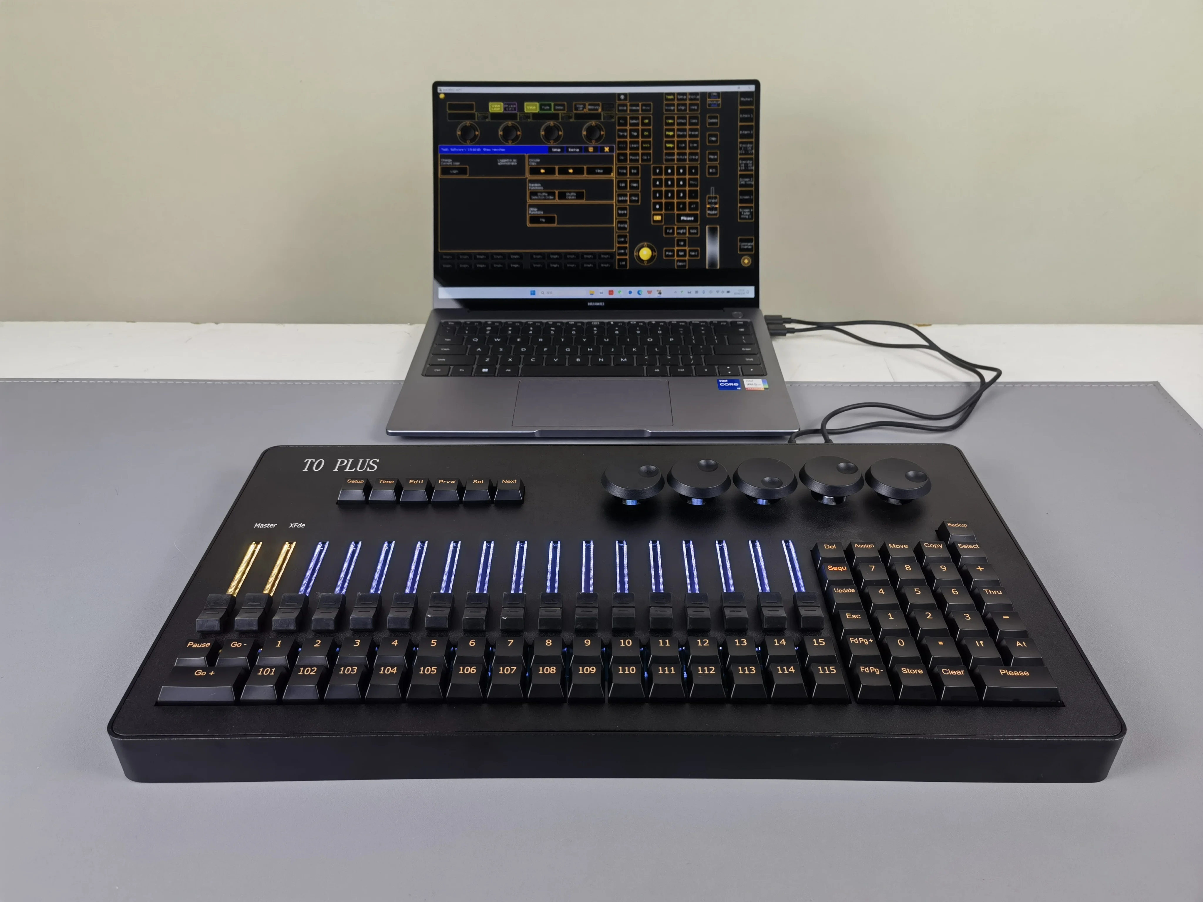 New MINI T0 PLUS Lighting Console Stage DMX512 Controller LED Lighting Mini Console for DJ Night Club Wedding Event Party