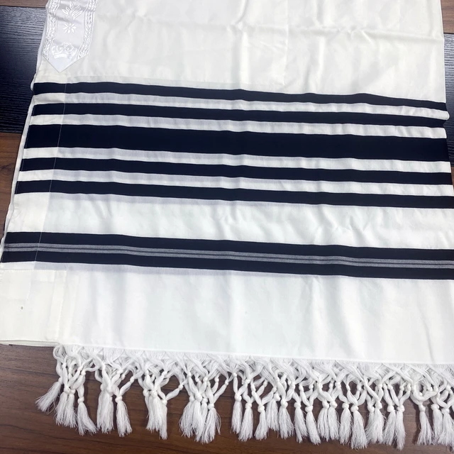 Kosher Certificate Jewish Non-Slip Wool White Prayer Shawl anti slip Textured Wool Tallit double fringes shabbos