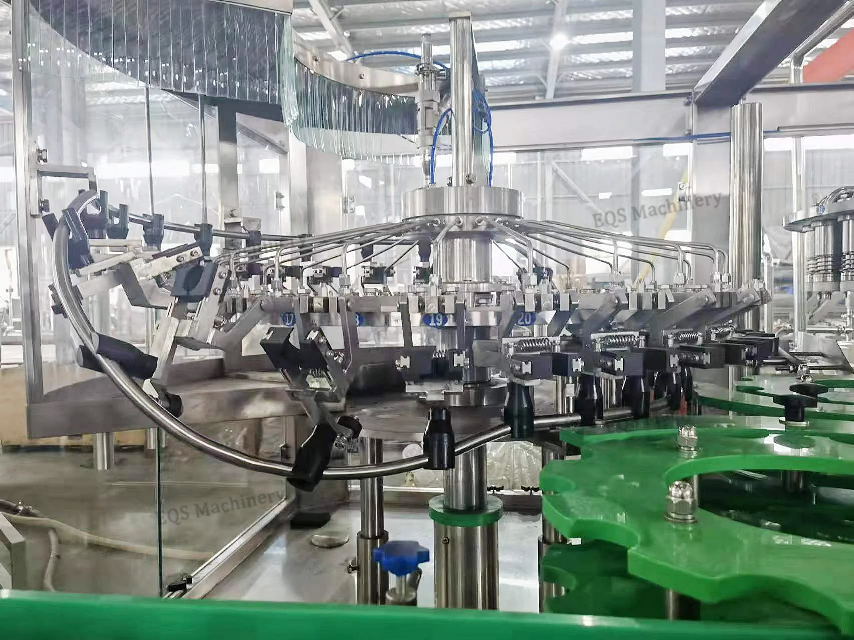 Automatic Squeeze Hot Sauce Bottle Filling And Capping Machine Buy Squeeze Sauce Bottle