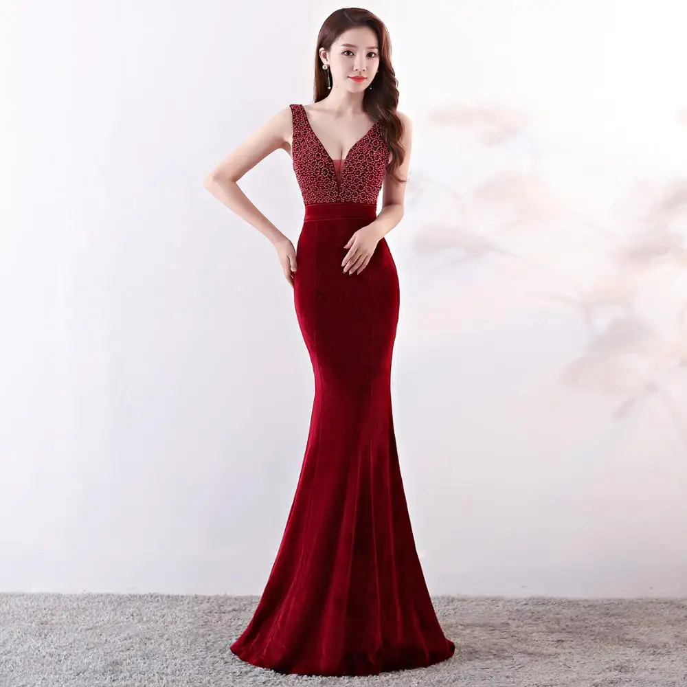 Luxury Brazilian Gowns Sexy Women Plunging Neckline Velvet Beaded Evening  Dress with Pearl Velvet Evening Dresses Women