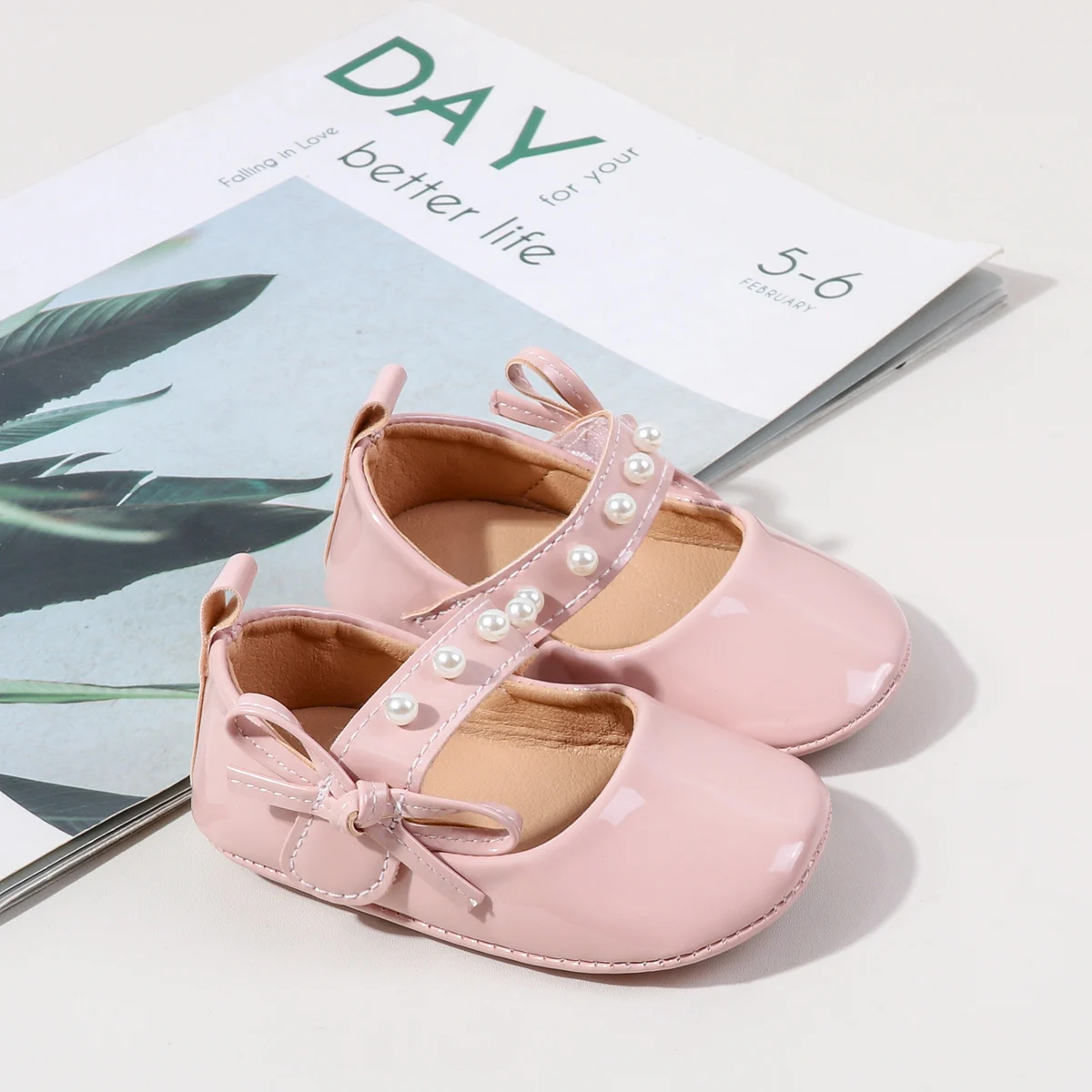 2025 Wholesale Beautiful Butterfly Design Solid Leather Princess Girls Shoes for Babies 0-12 Months details