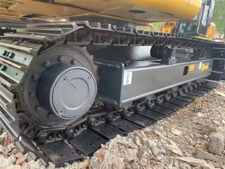 Used Komatsu PC70-8 Excavator with 1400 Working Hours 6500KG Operating Weight and 0.3m³ Bucket Capacity