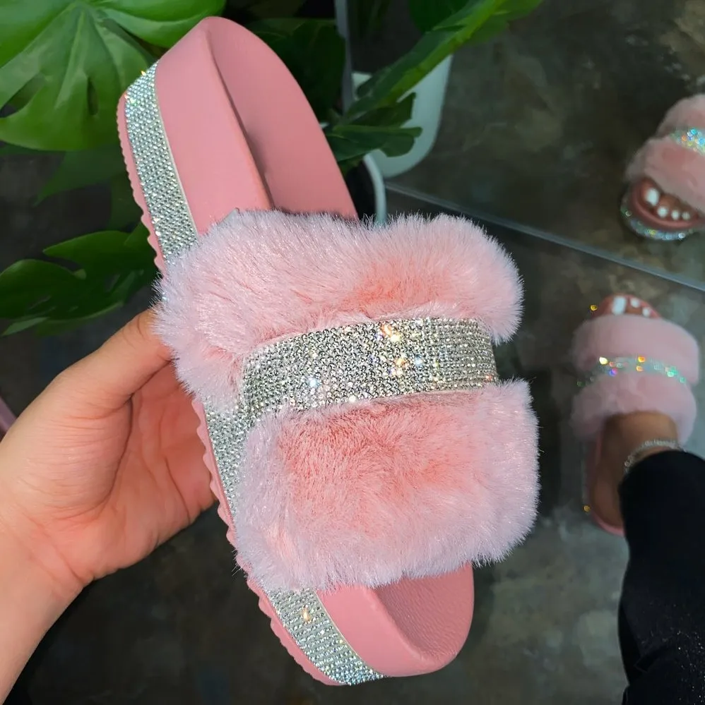 womens fluffy slippers