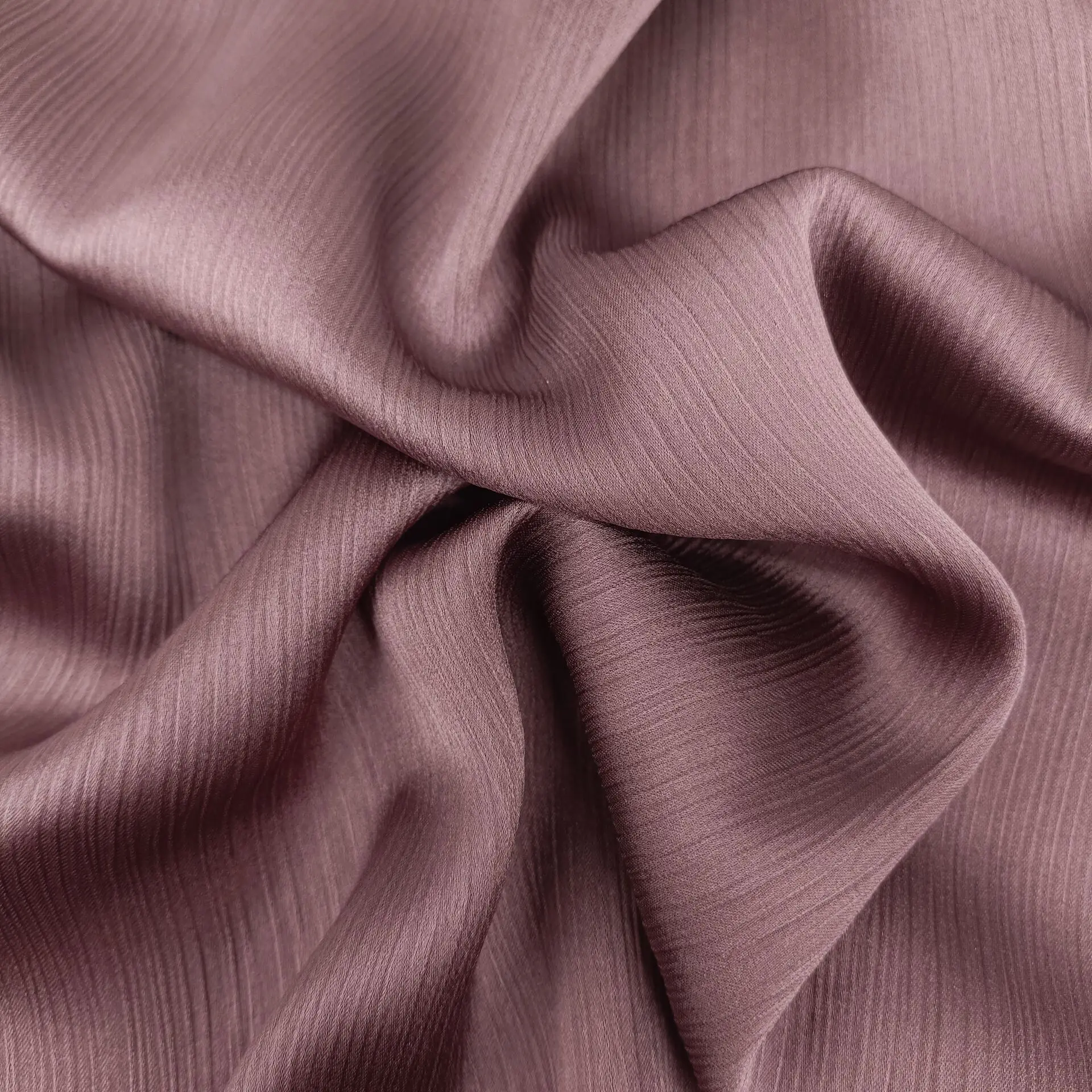 Soft and Droop Fabric Popular Polyester Chiffon Crepe Satin Suit Fabric Jacquard Fabric Woven Lightweight A4 Size Sample 100gsm