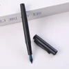Stylo plume bleu marine