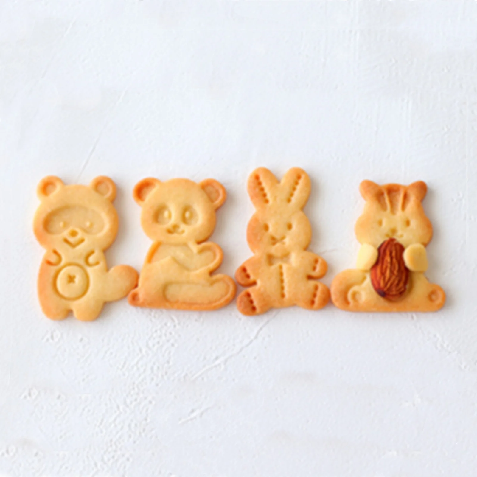 4 PCS Animal Series Raccoon Rabbit Panda Squirrel Christmas Cookie Cutter Set DIY Cookie Molds