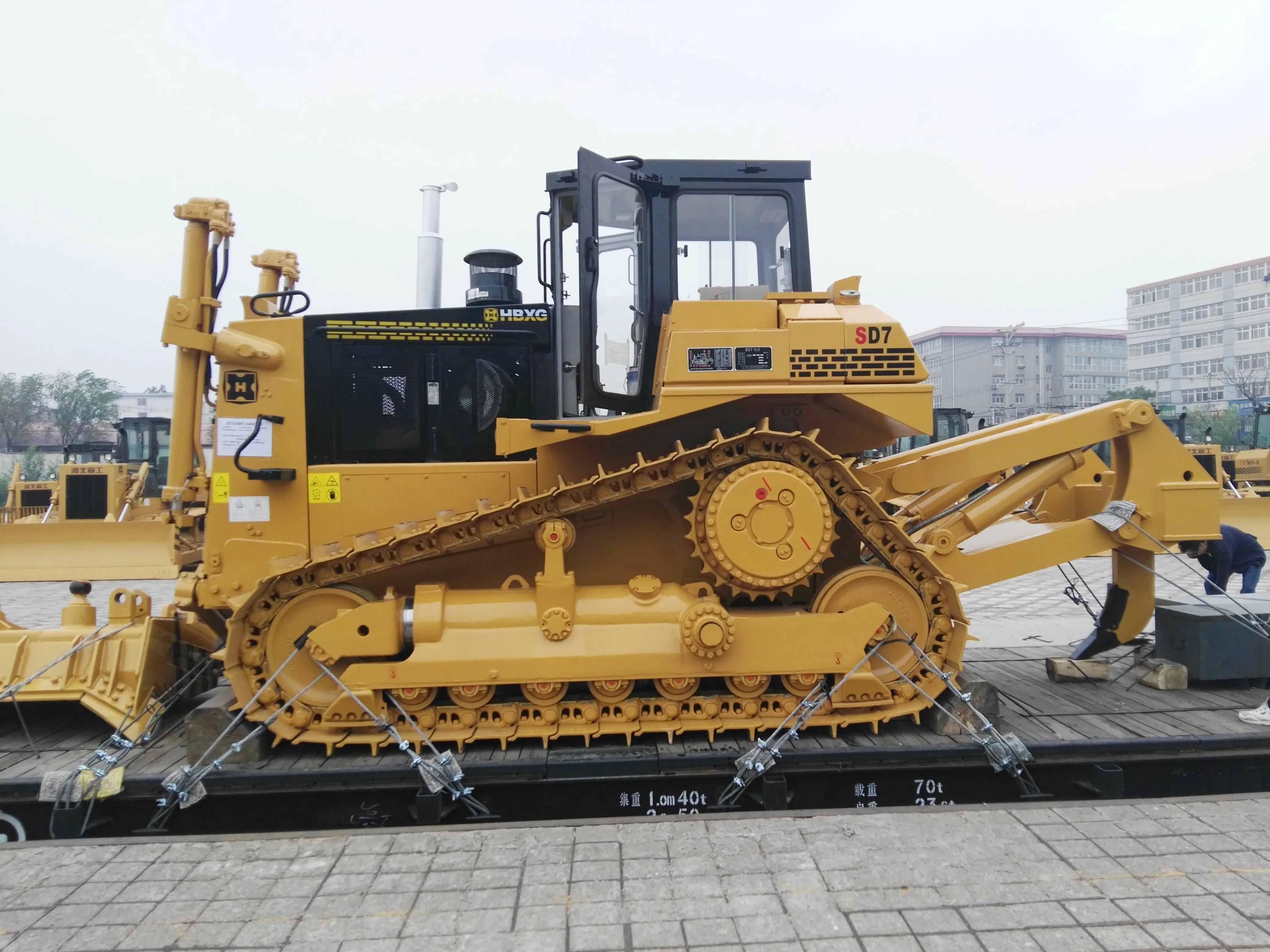 その他 Dozer D7 Dozers | Bulldozers | Crawler Dozers - Cleveland Brothers Cat