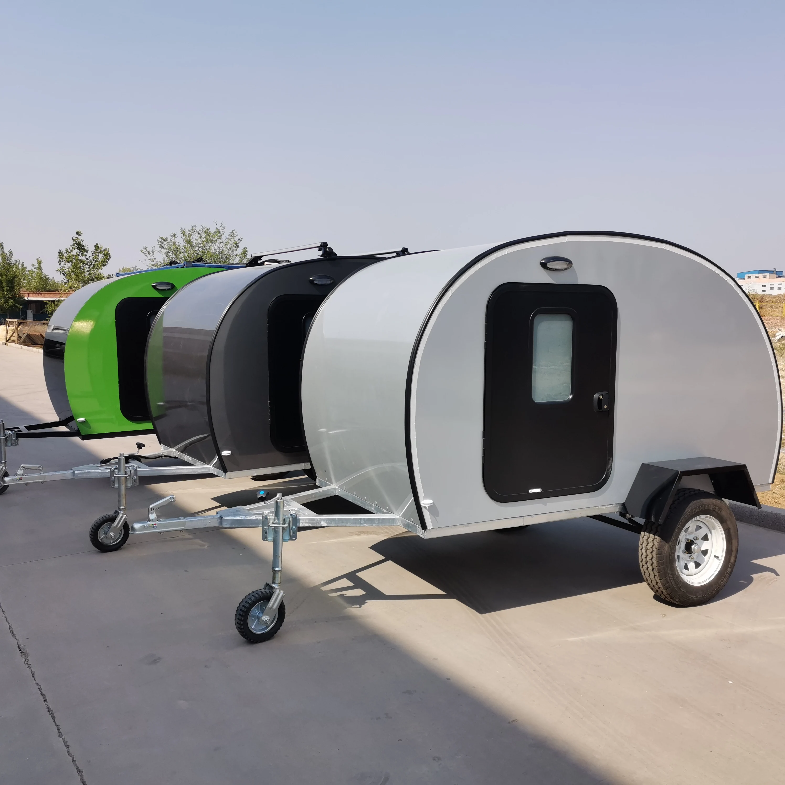 Mini Tiny off-Road Teardrop Camper Van Perfect for Travel