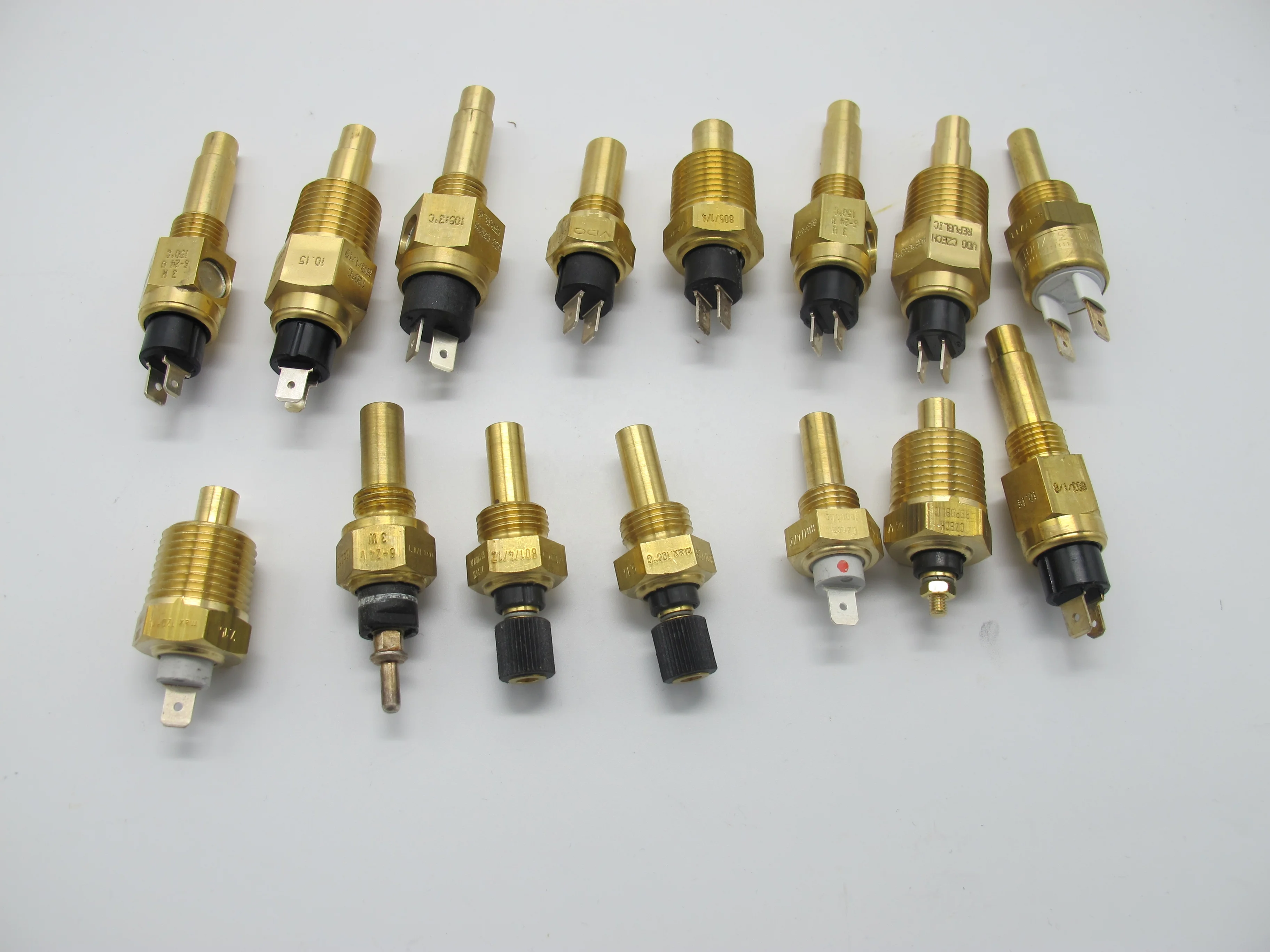 VDO Sensore Temperatura Refrigerante Motore 323-803-001-004D - Ricambio Auto Con Codici OE - 5