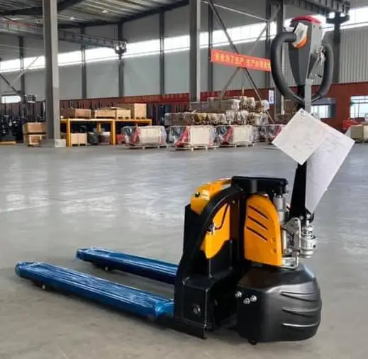 WELIFTRICH China Small Pedal 1500kg Forklift Manual Pallet Jack Man 1.5ton Reach Electric Palet Truck As Forestry Trailer