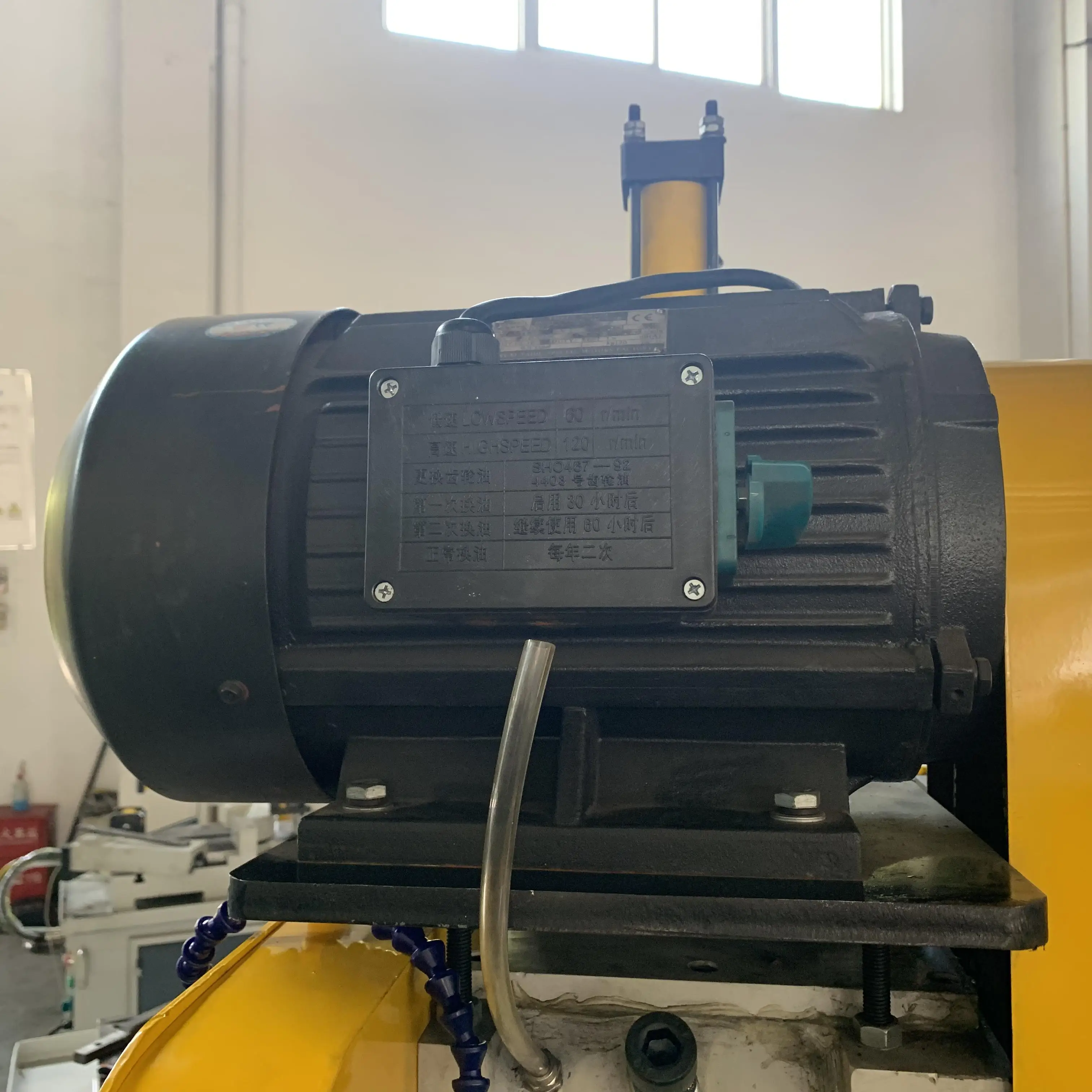 Best Quality Multi-functional Pipe Cutting Machine/lathe Pipe Cutting Machine/machine to Cut Brass Tubing