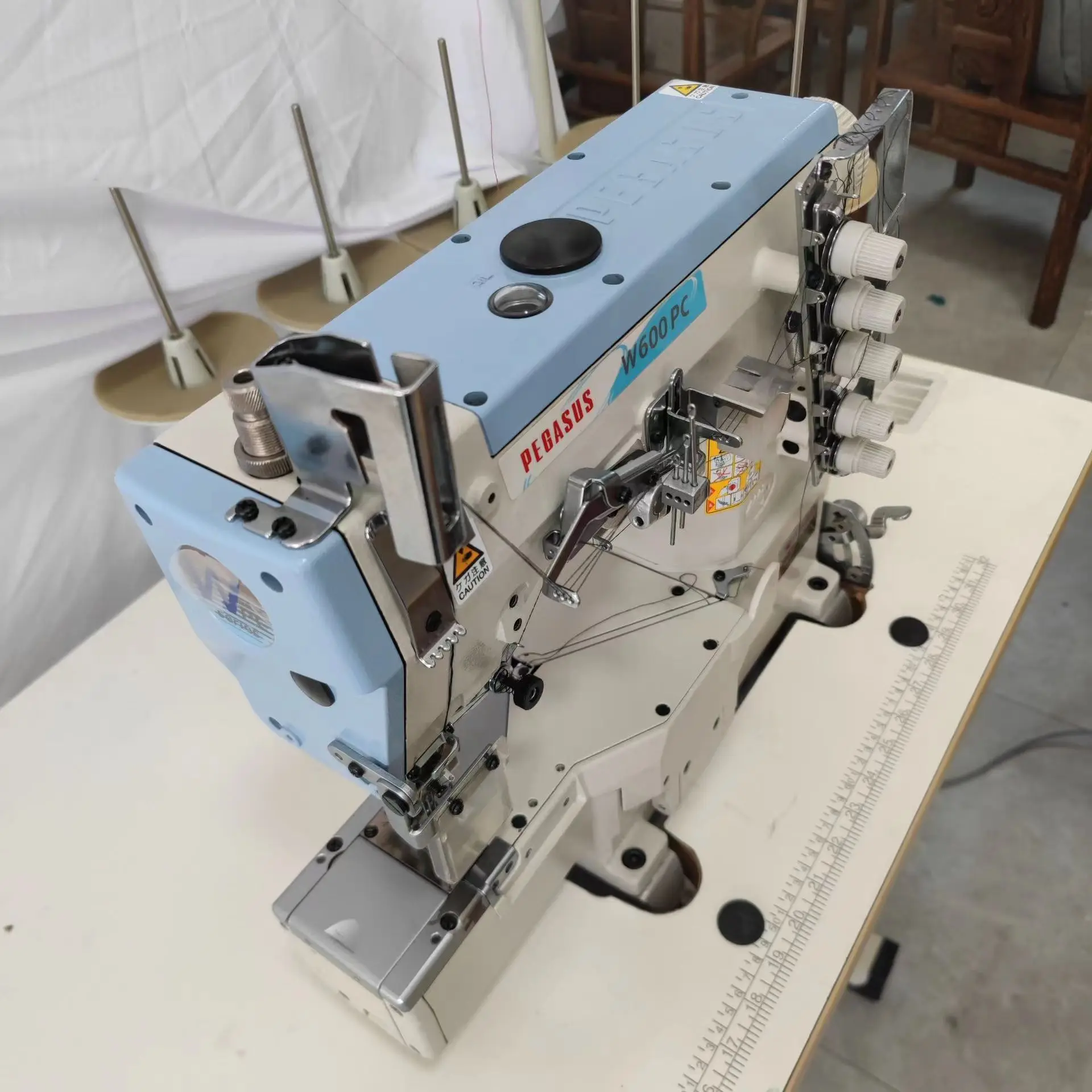 Pegasus W662 Sewing Machine - High-Speed & Easy to Operate