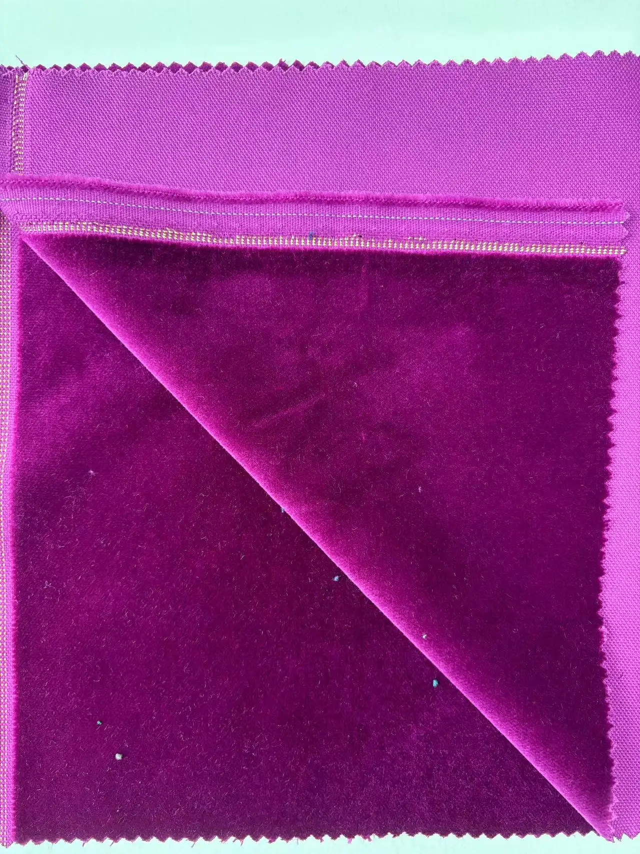 Textile Factory Direct 310gsm 100%Cotton Velvet Fabric for Girls and Boys Wedding Dress Algeria Royal Velvet Frame Packing