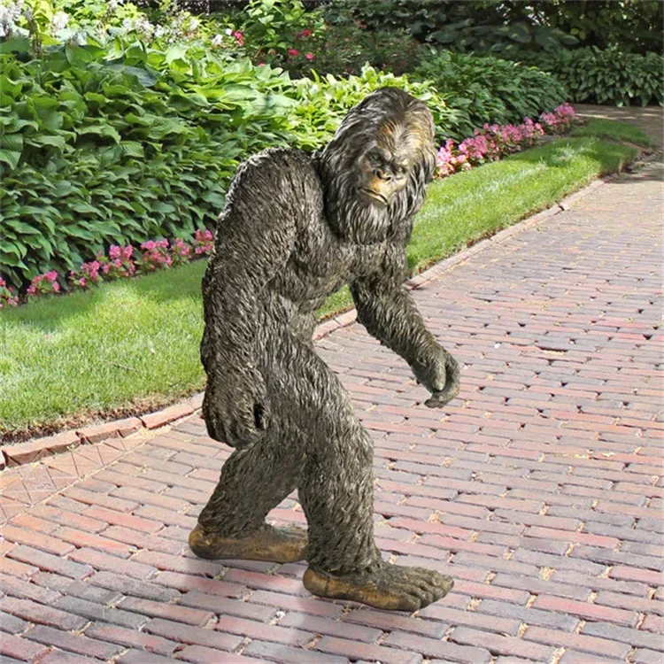 Wholesale Life Size Resin Sasquatch Sculpture Fiberglass Bigfoot Statue