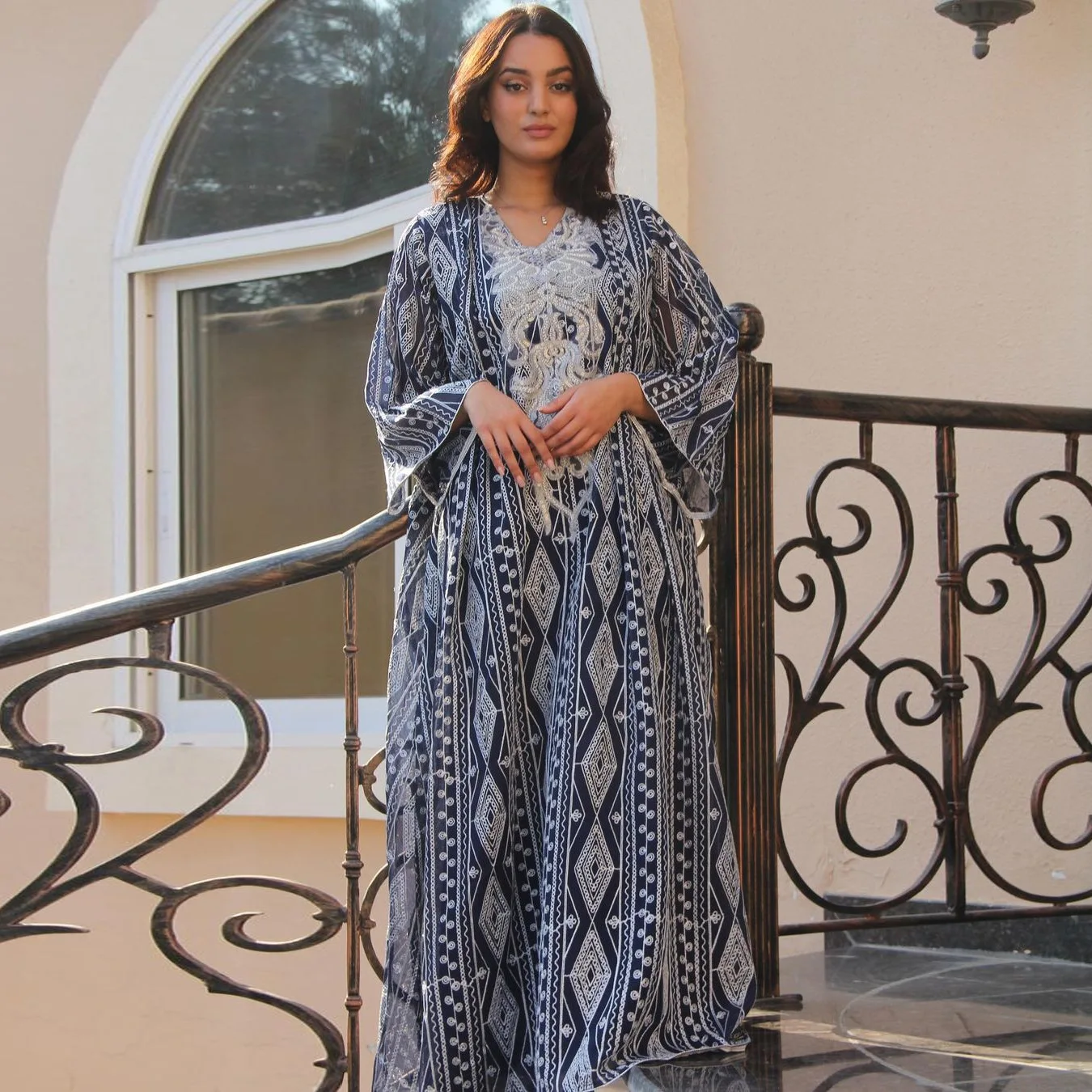 AB293High Quality Embroidery New Abaya Dress 2023 Dubai Cotton Linen  Dresses Women Muslim