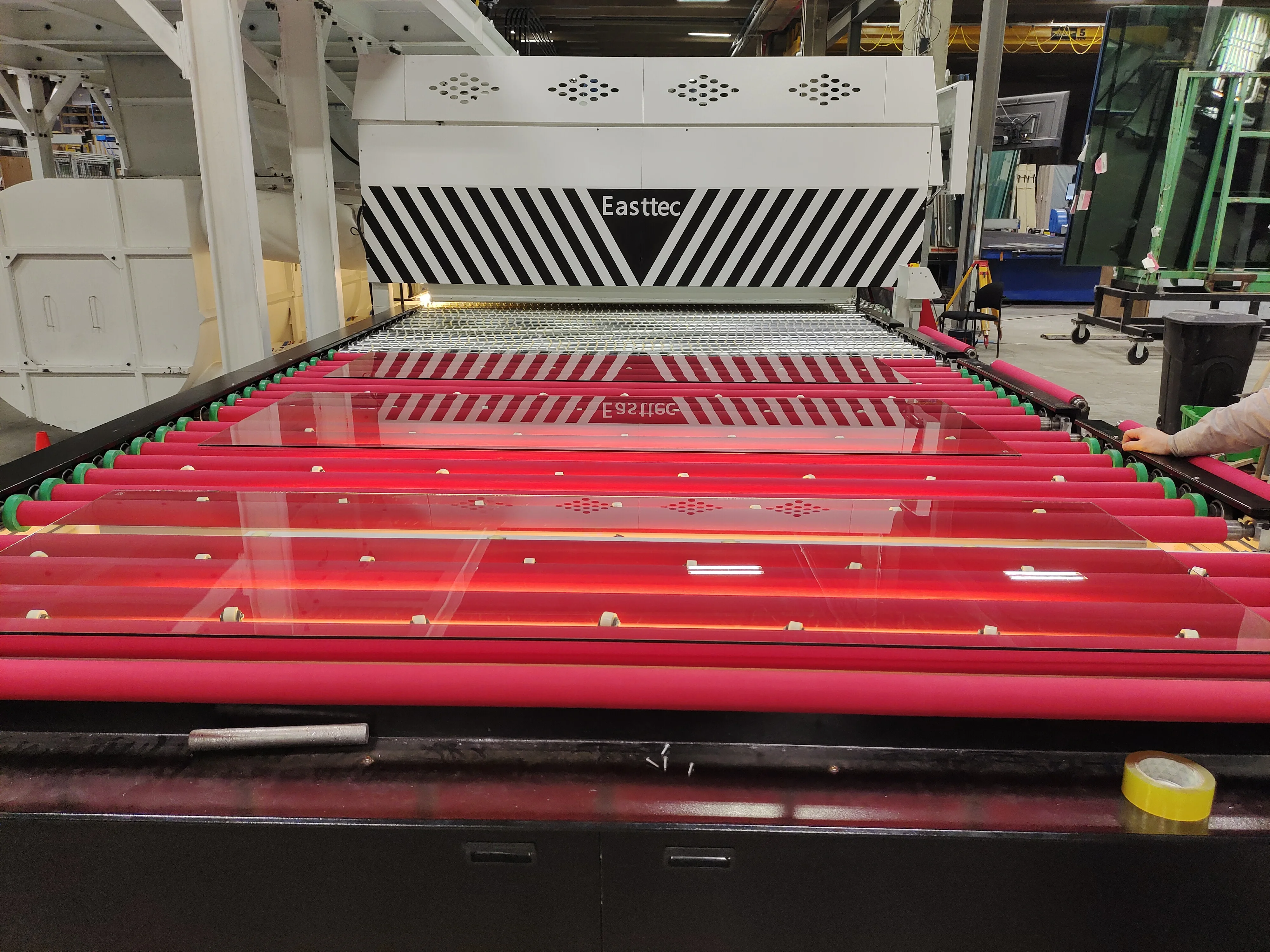 Flat Glass Tempering Furnace Manufacturer with Over 12 Years Experience