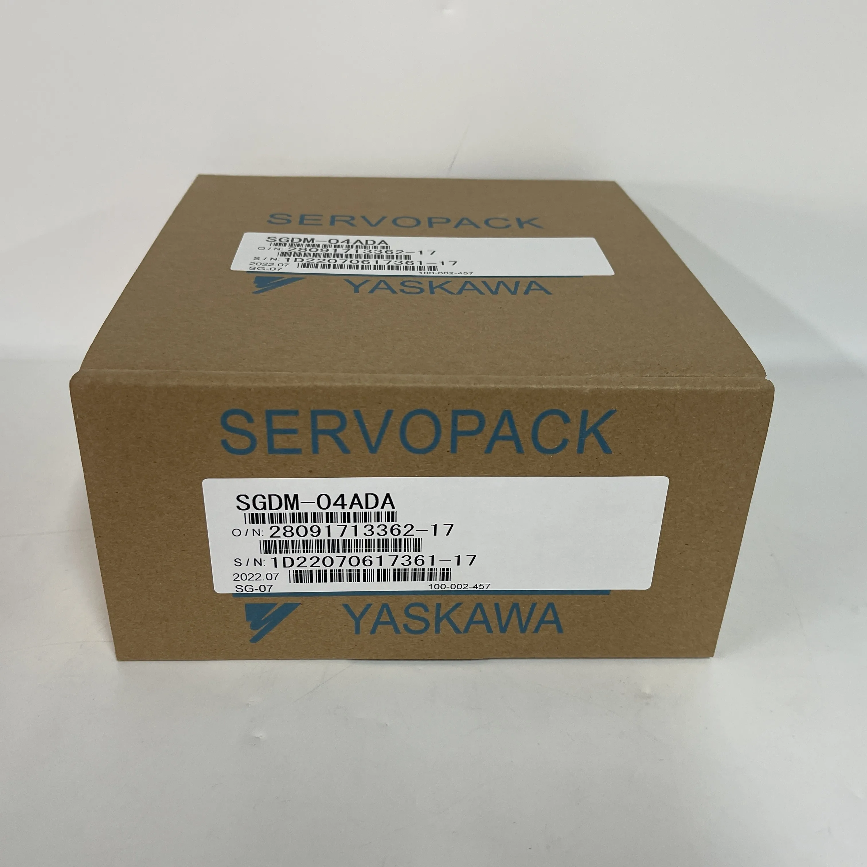 Yaskawa AC Servo Amplifier SGDM-04ADA