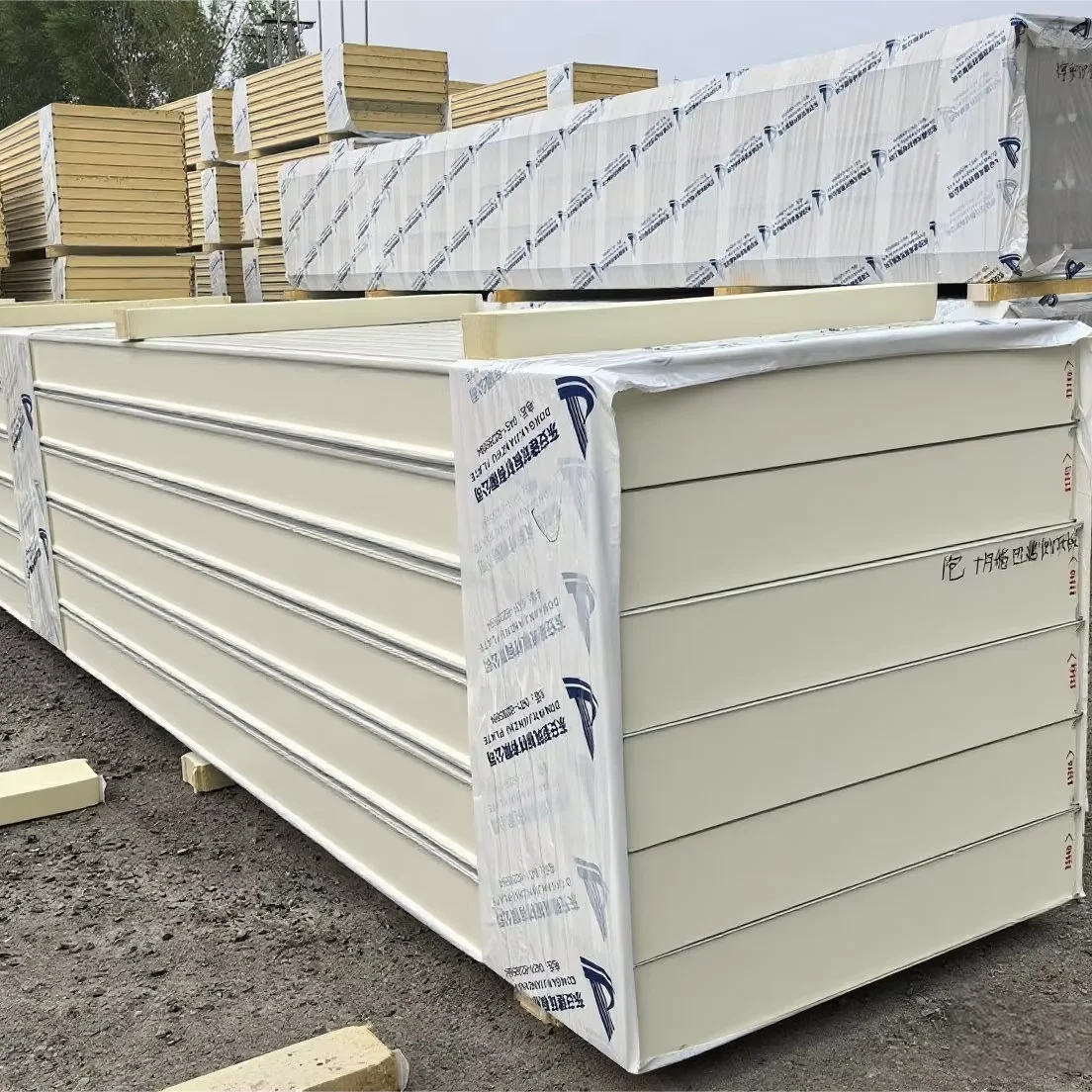 Lightweight Easy Install Mobile Cold Room Sandwich Panel