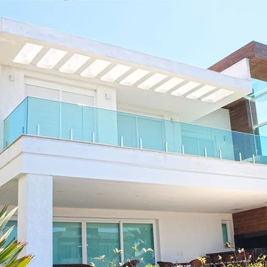 Modern frameless fence balcony spigot glass railings designs comply with Australian standard