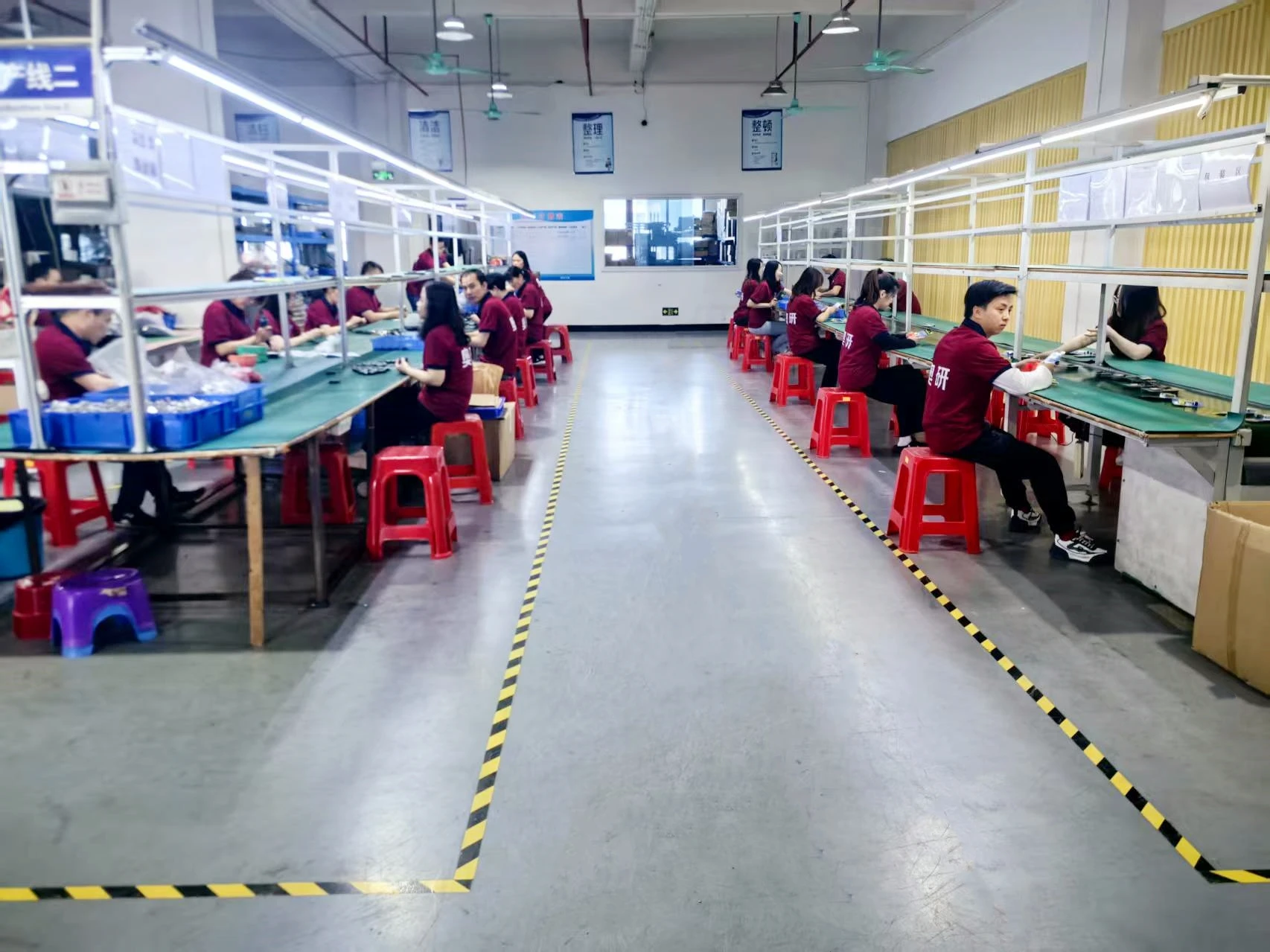 Dongguan Dinglong Gift Co., Ltd.