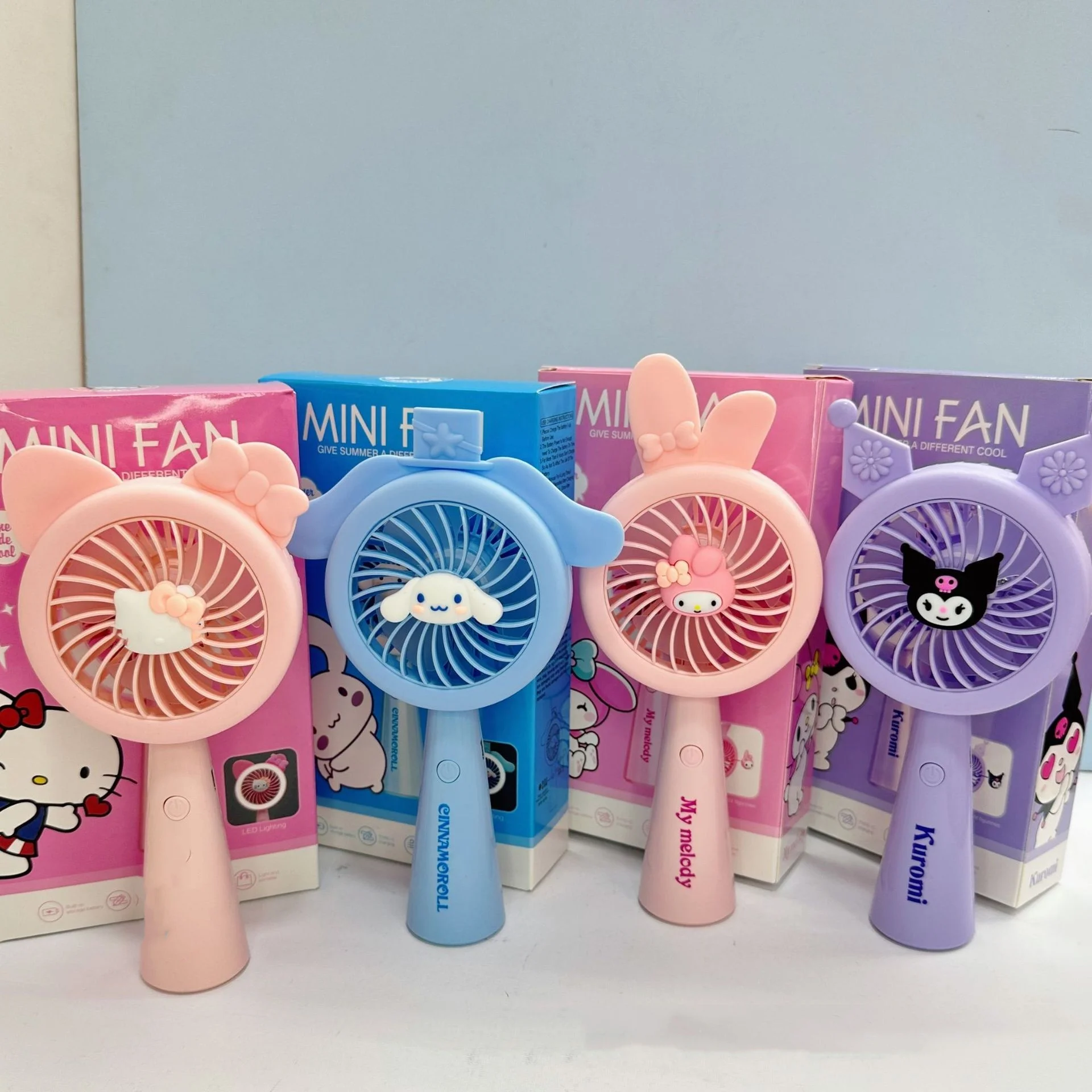 卡通可爱动漫便携式小风扇kuromi mymmelody cinnamoroll手持风扇学生
