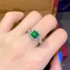 Anillo de diamantes con esmeralda natural de 1.5 ct