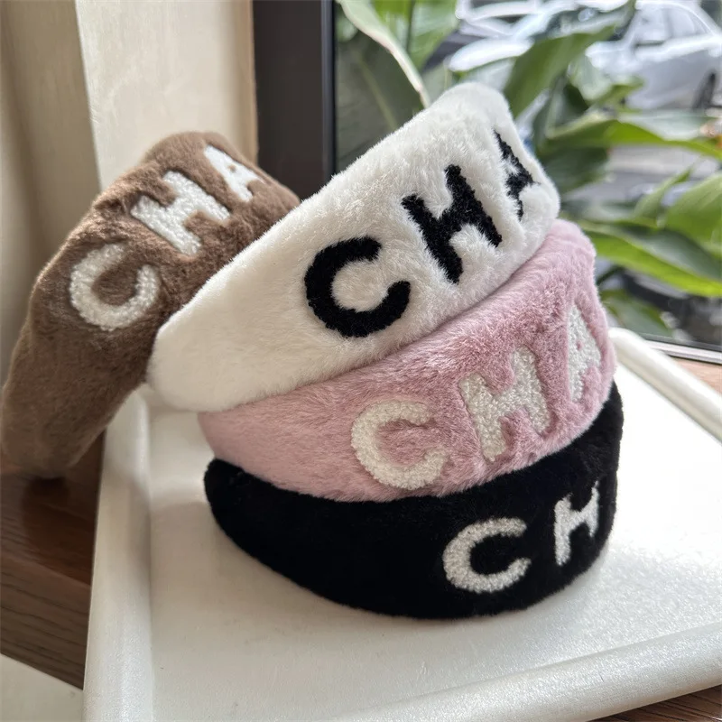 Luxury Catalogue Designer Inspired Headbands Famous Brand Double C Wide