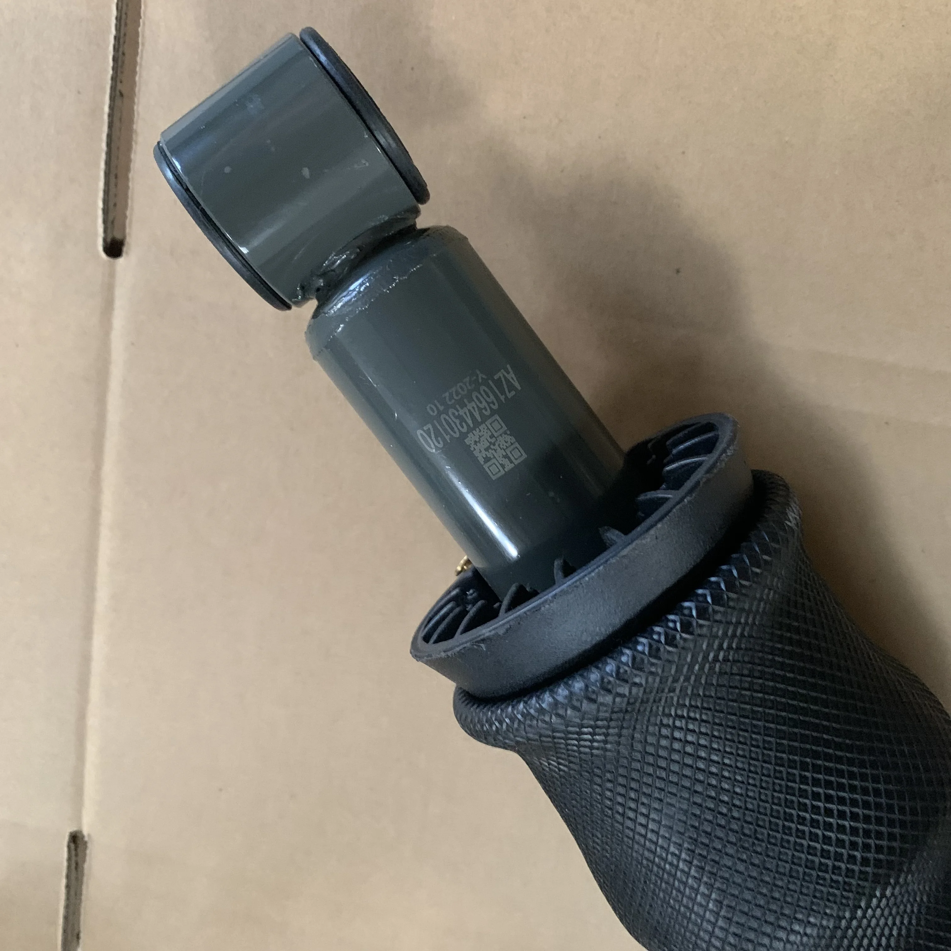 Cabin Shock Absorber AZ1664430120 for Sinotruk HOWO T7H