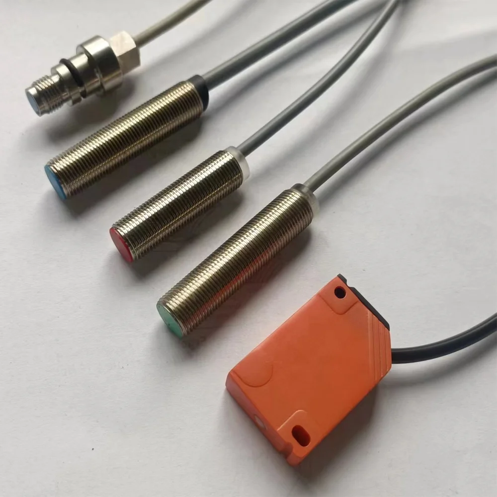 30mm proximity sensor PL80A  1003865PL8OA  PL80A  P250  PL20A PL30A P250F light switch proximity sensor