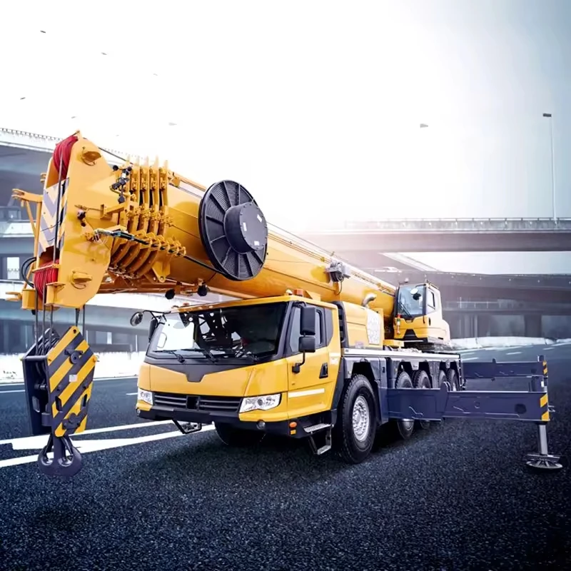 XCMG XCT12 12-tonne hydraulic truck crane