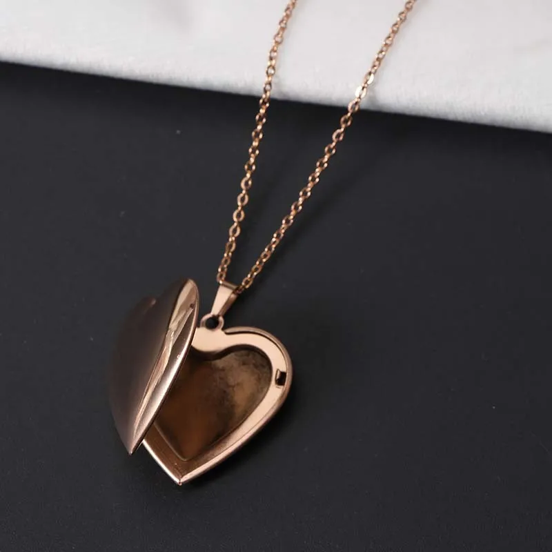 Custom Photo Heart Locket Necklace