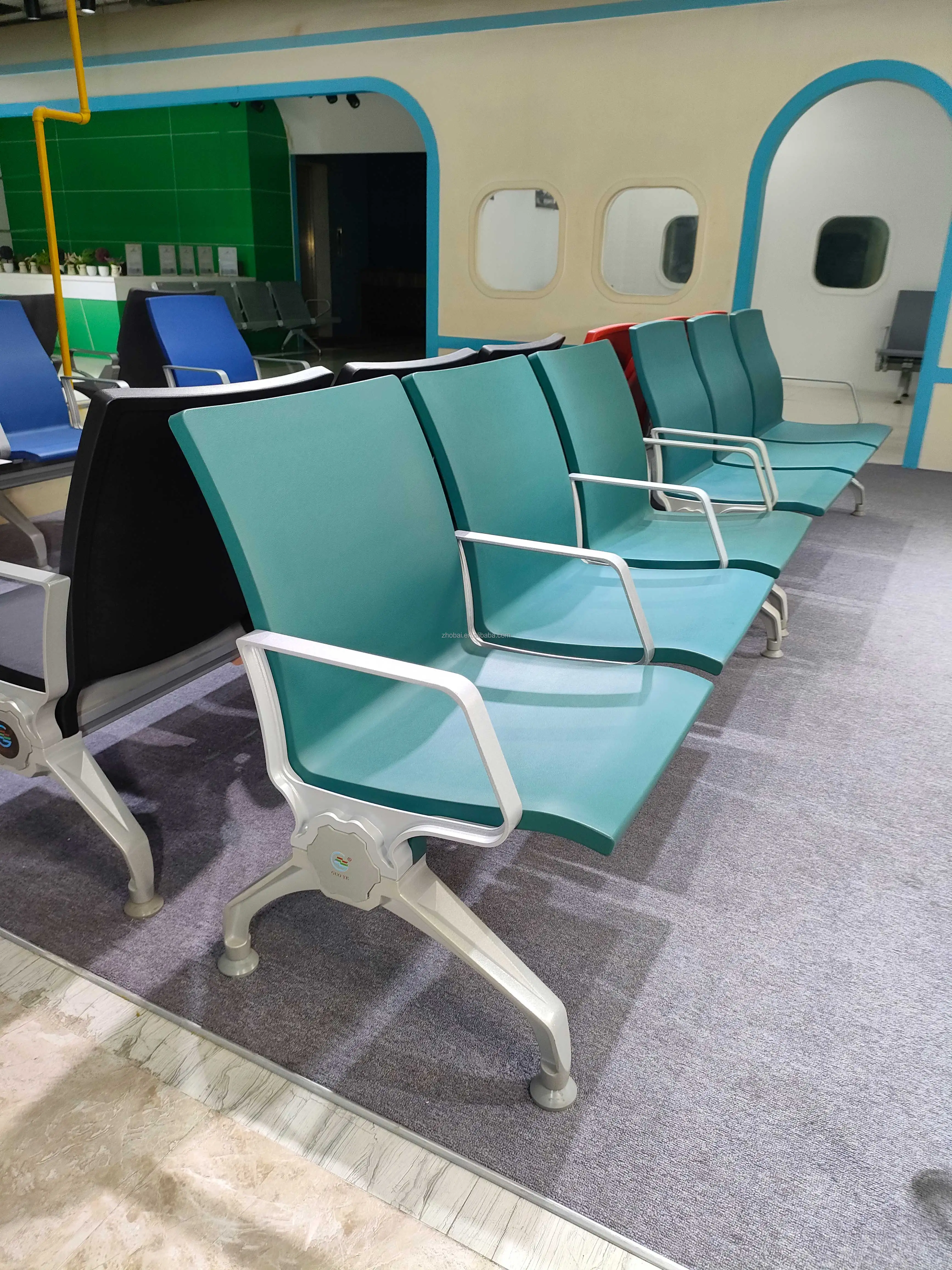 High Quality 1.5-Seat PU Hospital Waiting Chairs Customized Modern Commercial Design for School Gym Clinic Dental Office Public 2