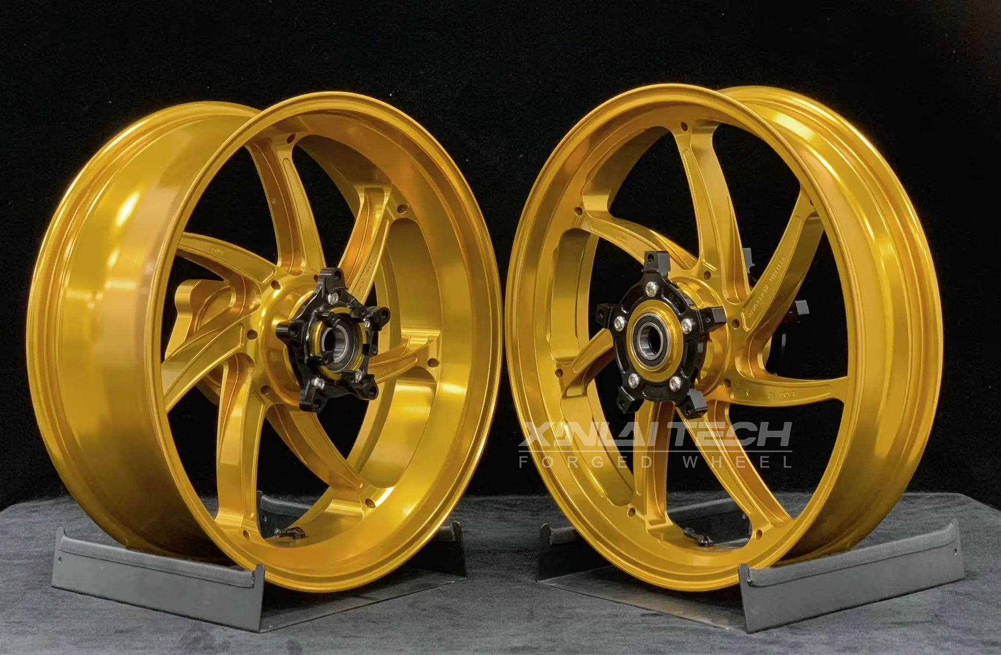 XL Custom Forged Motorcycle Wheels Aluminum Anodized Finish 17 18 Inch OEM ODM Factory Custom Upgrade for Yamaha R1 R1M MT10 - Image 5